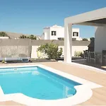 Ereza Buganvillas Villa