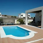 Ereza Buganvillas Playa Blanca (Lanzarote)